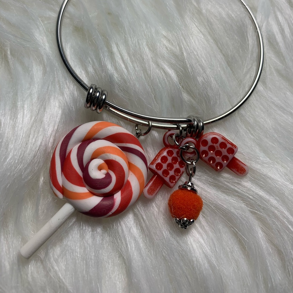 FabBangle - Picture 3 of 16